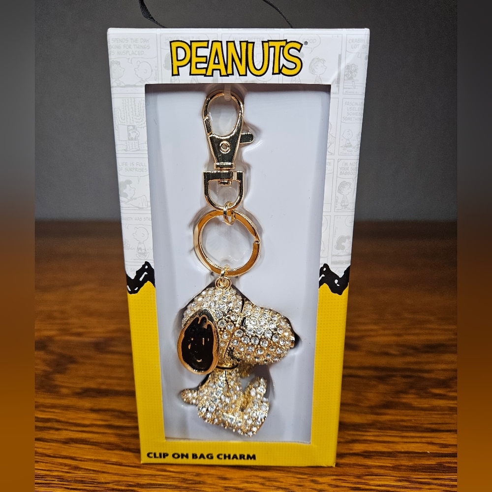 Snoopy Bling Bagcharm Silver Or Gold Tone